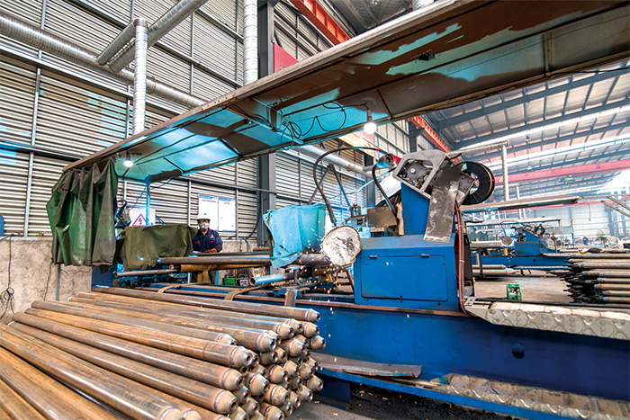 和田网架杆件自动焊接